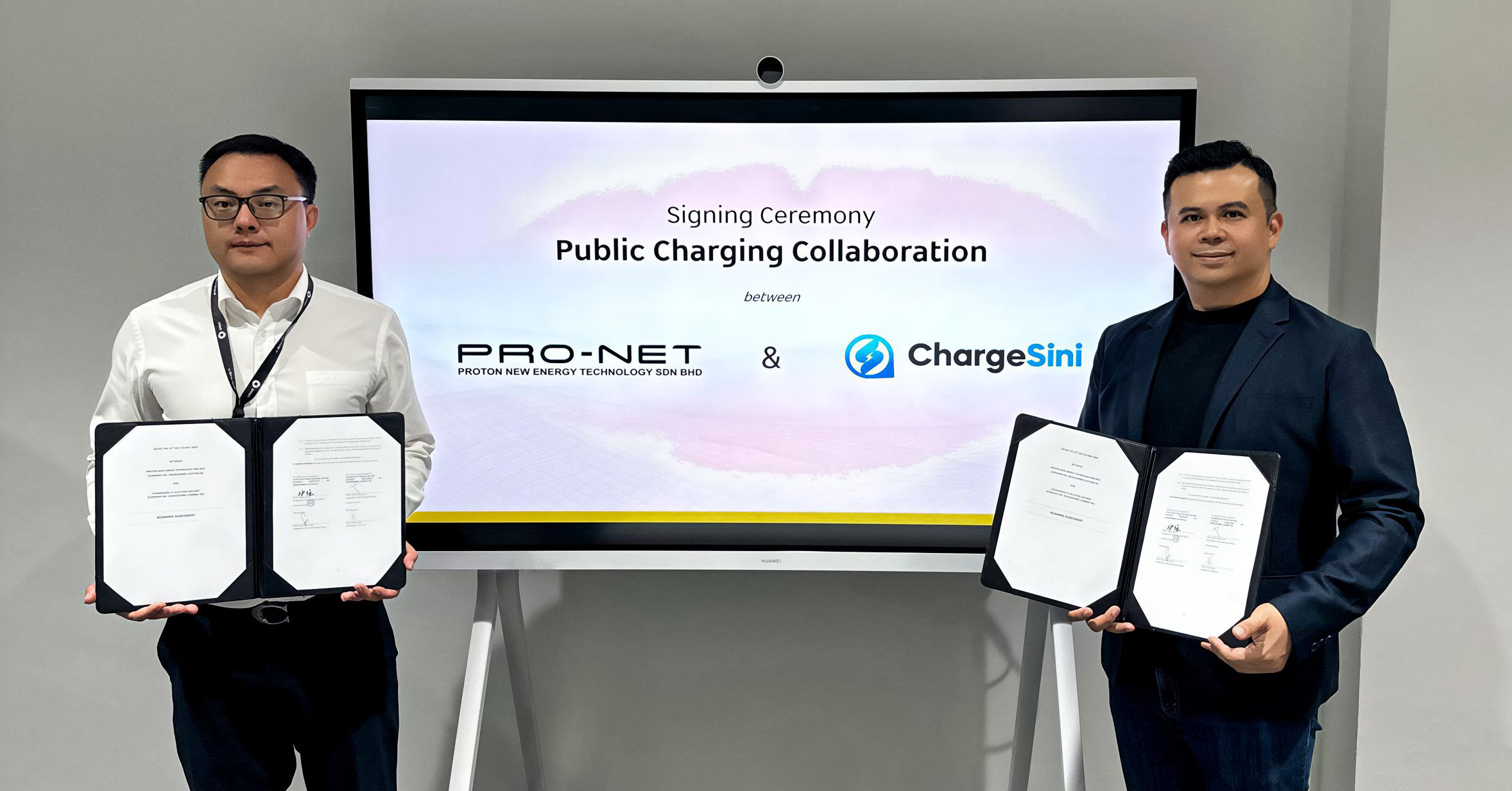 Pro-Net 与 ChargeSini 签署合作协议，旗下 Hello smart 手机应用程序将整合 ChargeSini 电动车充电站网络