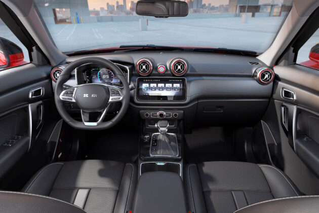 BAIC 北汽预告明年向我国引进另两款SUV, BJ30 与 BJ60