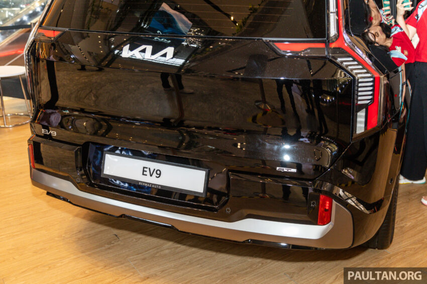 2024 Kia EV9 纯电大型豪华SUV亮相TRX购物中心, 公开对外展示至本周末, 续航里程最长505公里, 售价从37万令吉起 261803