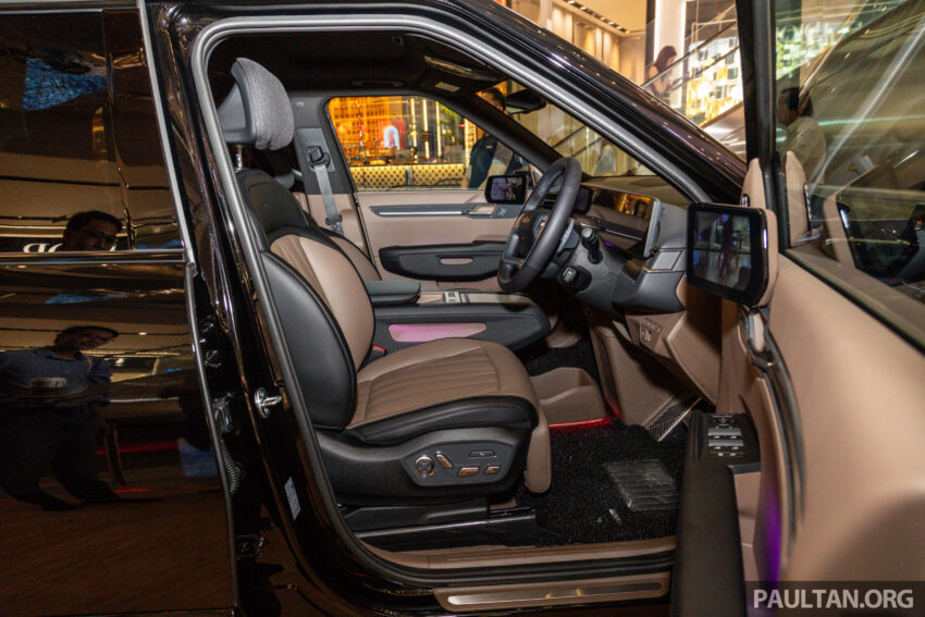 2024 Kia EV9 纯电大型豪华SUV亮相TRX购物中心, 公开对外展示至本周末, 续航里程最长505公里, 售价从37万令吉起 261830