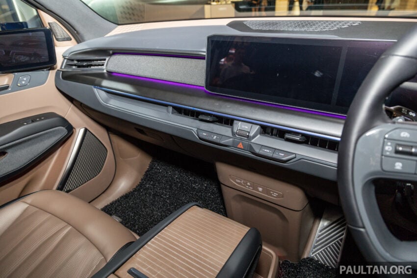 2024 Kia EV9 纯电大型豪华SUV亮相TRX购物中心, 公开对外展示至本周末, 续航里程最长505公里, 售价从37万令吉起 261818