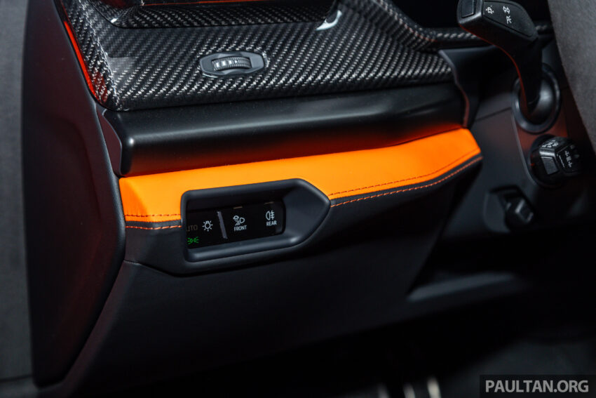 Lamborghini Urus SE 插电混动版本地开卖！输出功率达800 PS/950 Nm、60公里纯电续航里程，净车价RM1.03m 261036