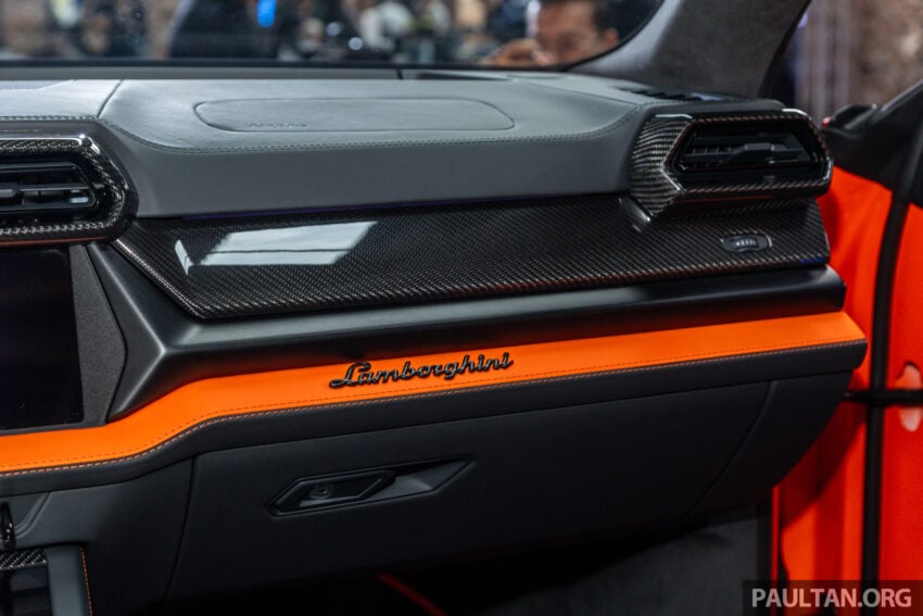 Lamborghini Urus SE 插电混动版本地开卖！输出功率达800 PS/950 Nm、60公里纯电续航里程，净车价RM1.03m 261039
