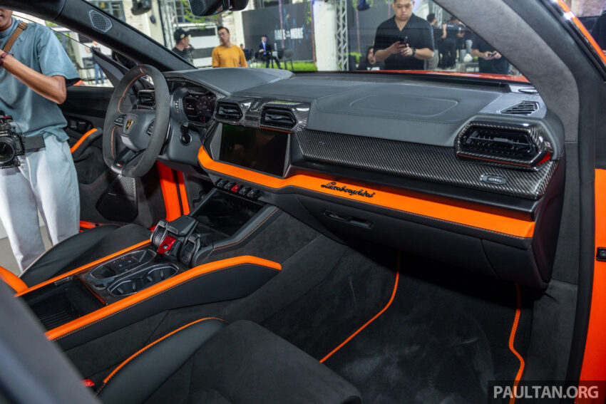 Lamborghini Urus SE 插电混动版本地开卖！输出功率达800 PS/950 Nm、60公里纯电续航里程，净车价RM1.03m 261023