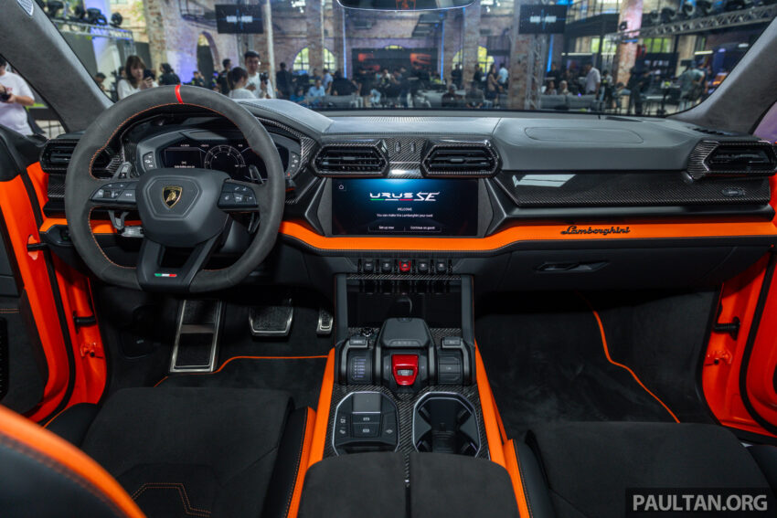 Lamborghini Urus SE 插电混动版本地开卖！输出功率达800 PS/950 Nm、60公里纯电续航里程，净车价RM1.03m 261024