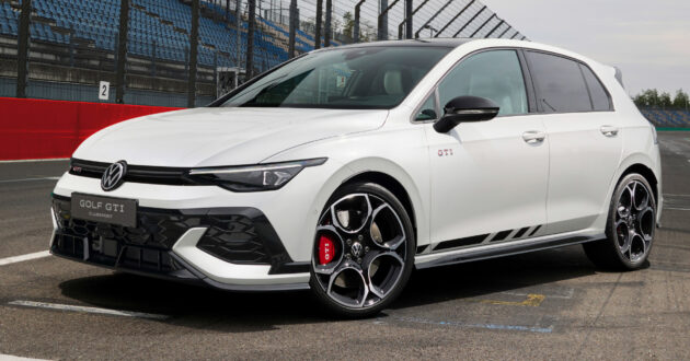 2024 Volkswagen Golf GTI Clubsport Mk8.5 纽柏林赛道全球首发, 2.0L EA888涡轮引擎, 300PS/400Nm, 5.6秒破百