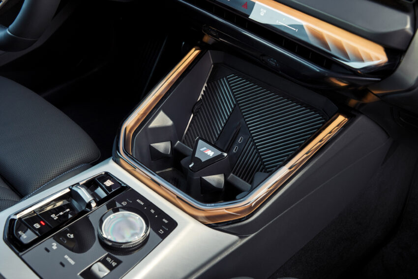 2025 BMW X3 大改款首发, 全新外观设计与科技化内装, PHEV纯电模式续航可达90公里, 全车系都电动化辅助 262550
