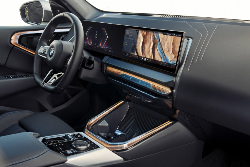 2025 BMW X3 大改款首发, 全新外观设计与科技化内装, PHEV纯电模式续航可达90公里, 全车系都电动化辅助 262551