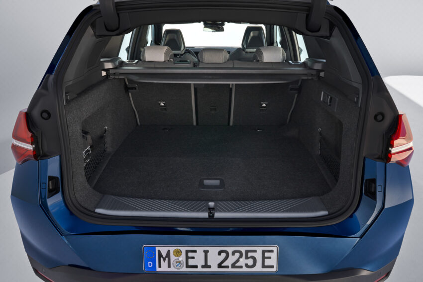 2025 BMW X3 大改款首发, 全新外观设计与科技化内装, PHEV纯电模式续航可达90公里, 全车系都电动化辅助 262523