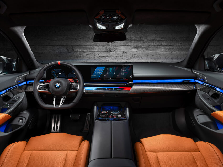 全新大改款 BMW M5 登场！改搭4.4L V8插混动力系列，纯电续航里程69km，可输出727 PS / 1,000 Nm，3.5秒破百 263186