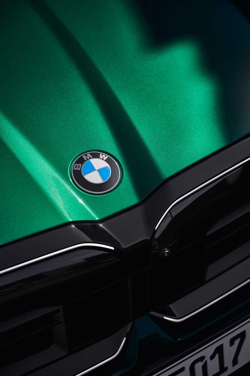 全新大改款 BMW M5 登场！改搭4.4L V8插混动力系列，纯电续航里程69km，可输出727 PS / 1,000 Nm，3.5秒破百 263167