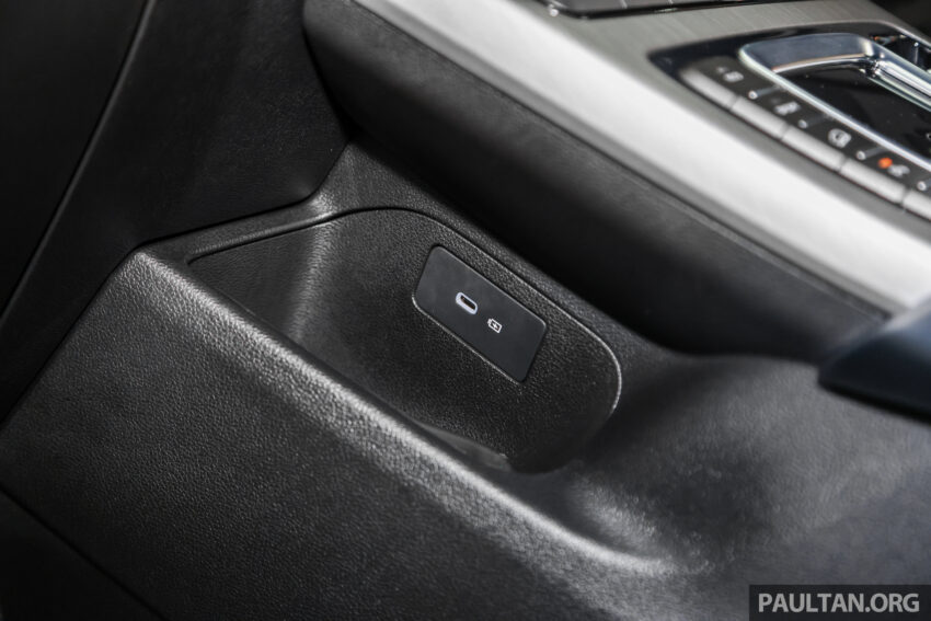 2025 Proton X70 小改款: 全车系1.5L三缸引擎, 车头设计大改, 荧幕更大, 支持无线 Apple CarPlay 与 Android Auto 263544