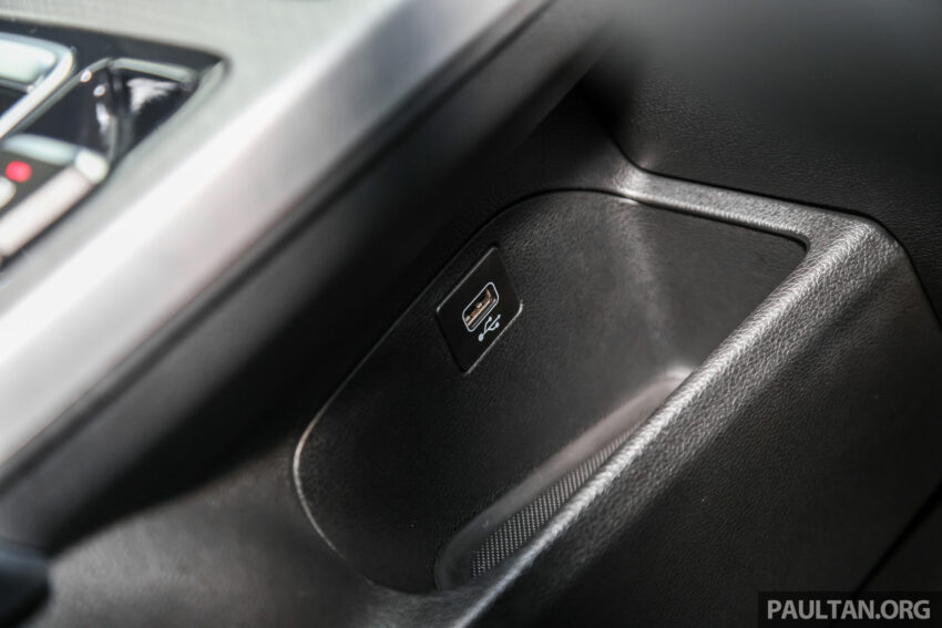 2025 Proton X70 小改款: 全车系1.5L三缸引擎, 车头设计大改, 荧幕更大, 支持无线 Apple CarPlay 与 Android Auto 263361