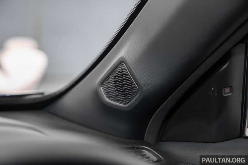 2025 Proton X70 小改款: 全车系1.5L三缸引擎, 车头设计大改, 荧幕更大, 支持无线 Apple CarPlay 与 Android Auto 263365