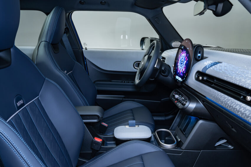 2024 MINI Cooper 5 Door 五门版大改款首发, 沿用旧底盘, 外型与内装大改, 搭载1.5L三缸或2.0L四缸涡轮汽油引擎 262094