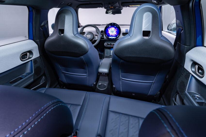 2024 MINI Cooper 5 Door 五门版大改款首发, 沿用旧底盘, 外型与内装大改, 搭载1.5L三缸或2.0L四缸涡轮汽油引擎 262096
