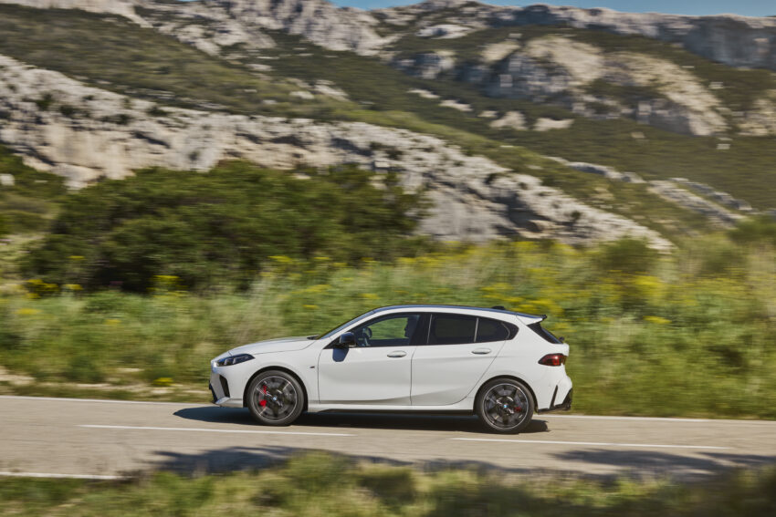 2025 F70 BMW 1 系列大改款全球首发, 汽油版首次去掉“i” 261125