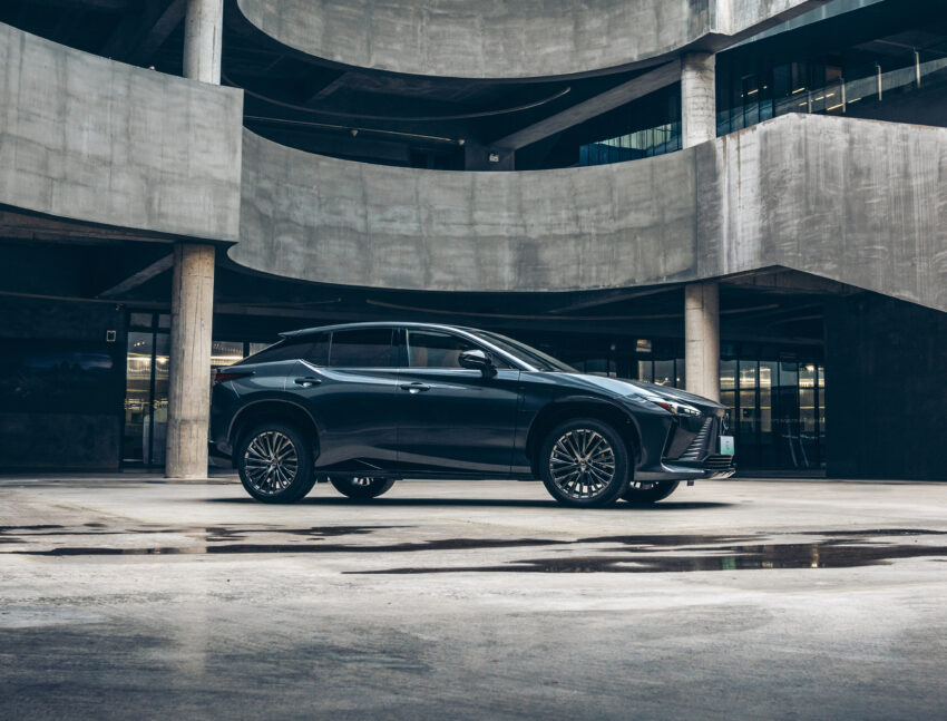2024 Lexus RZ 450e Luxury 纯电动豪华SUV本地开放接单, 续航里程440公里, 半小时充电至80%, 要价43万令吉 264888