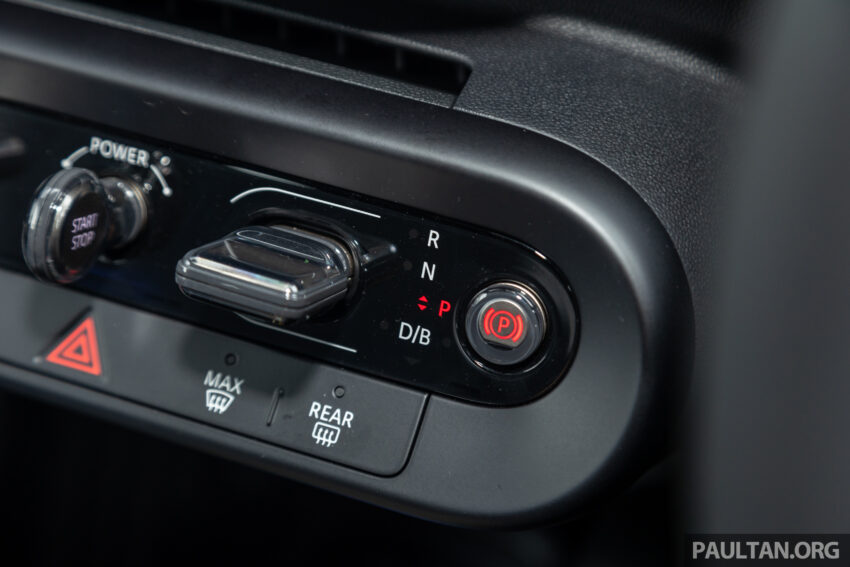 大改款 F66 MINI Cooper S 与纯电版 J01 MINI Cooper SE 本地正式发布, 纯电续航里程达402公里, 售价从19.4万起 265230