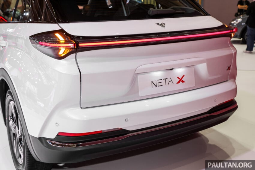 哪吒 Neta X 纯电SUV本月25日发布, 分成三个等级, 续航里程最长410公里, 30分钟充电至80%, 预估价从12万令吉起 264947