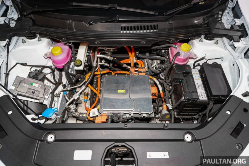 哪吒 Neta X 纯电SUV本月25日发布, 分成三个等级, 续航里程最长410公里, 30分钟充电至80%, 预估价从12万令吉起 264949