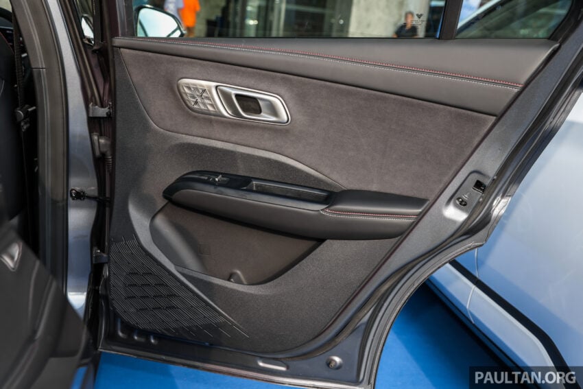 哪吒 Neta X 纯电SUV本地正式发布, 分标准与增程三个版本, 续航最长410公里, 半小时充电至80%, 售价从12万起 266789