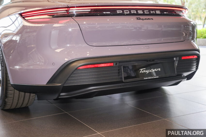 2024 Porsche Taycan 小改款陈列室实拍: 共八个车型与等级可选, 最大马力1,034匹, 最快2.2秒破百, 售价从57.5万起 267480