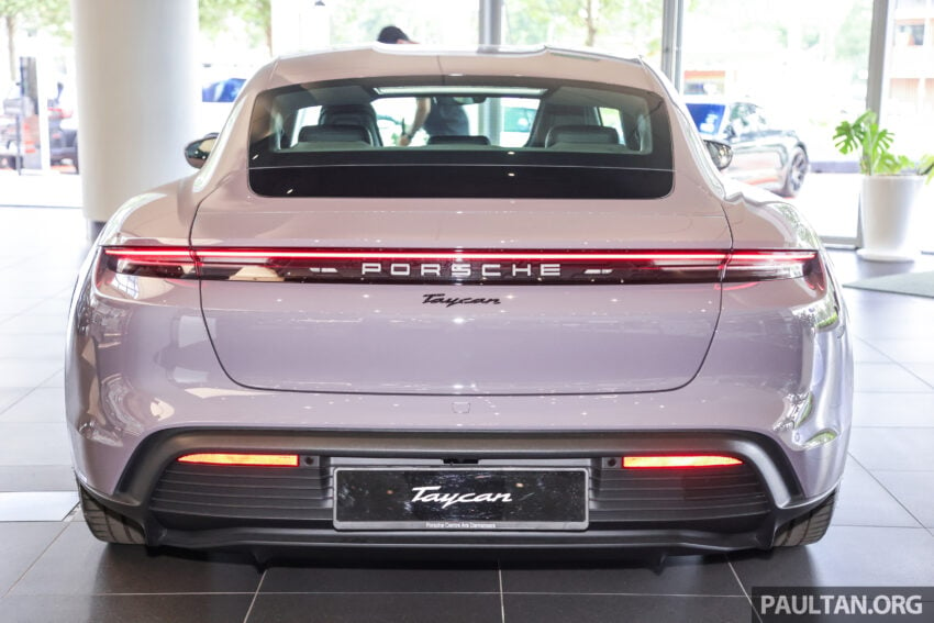 2024 Porsche Taycan 小改款陈列室实拍: 共八个车型与等级可选, 最大马力1,034匹, 最快2.2秒破百, 售价从57.5万起 267460