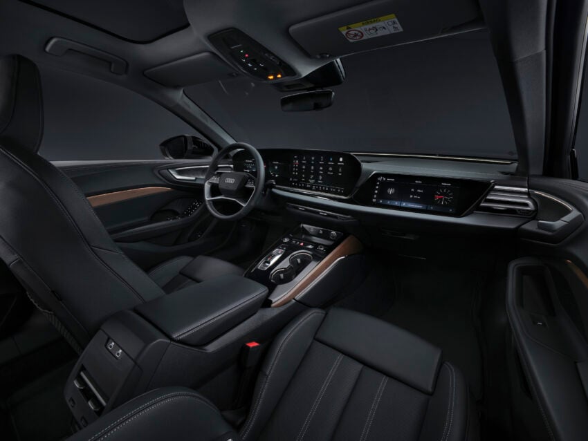 重塑命名体系，新一代 Audi A4 易名为 A5；A5 Sedan、Avant、S5 Avant 官图释出，搭载 ChatGPT AI 声控系统 267073