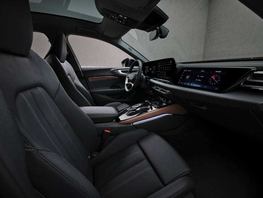 重塑命名体系，新一代 Audi A4 易名为 A5；A5 Sedan、Avant、S5 Avant 官图释出，搭载 ChatGPT AI 声控系统 267054
