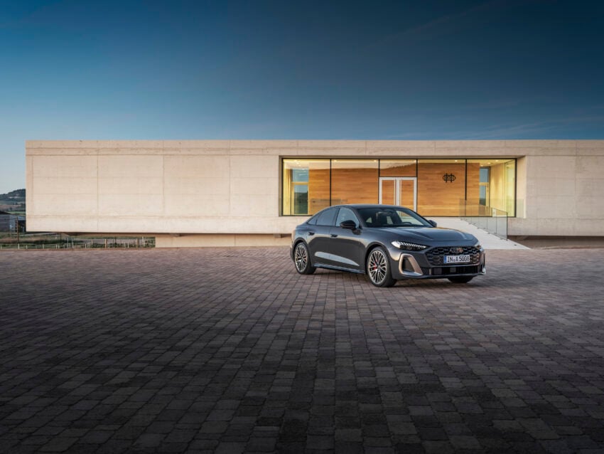 重塑命名体系，新一代 Audi A4 易名为 A5；A5 Sedan、Avant、S5 Avant 官图释出，搭载 ChatGPT AI 声控系统 266904