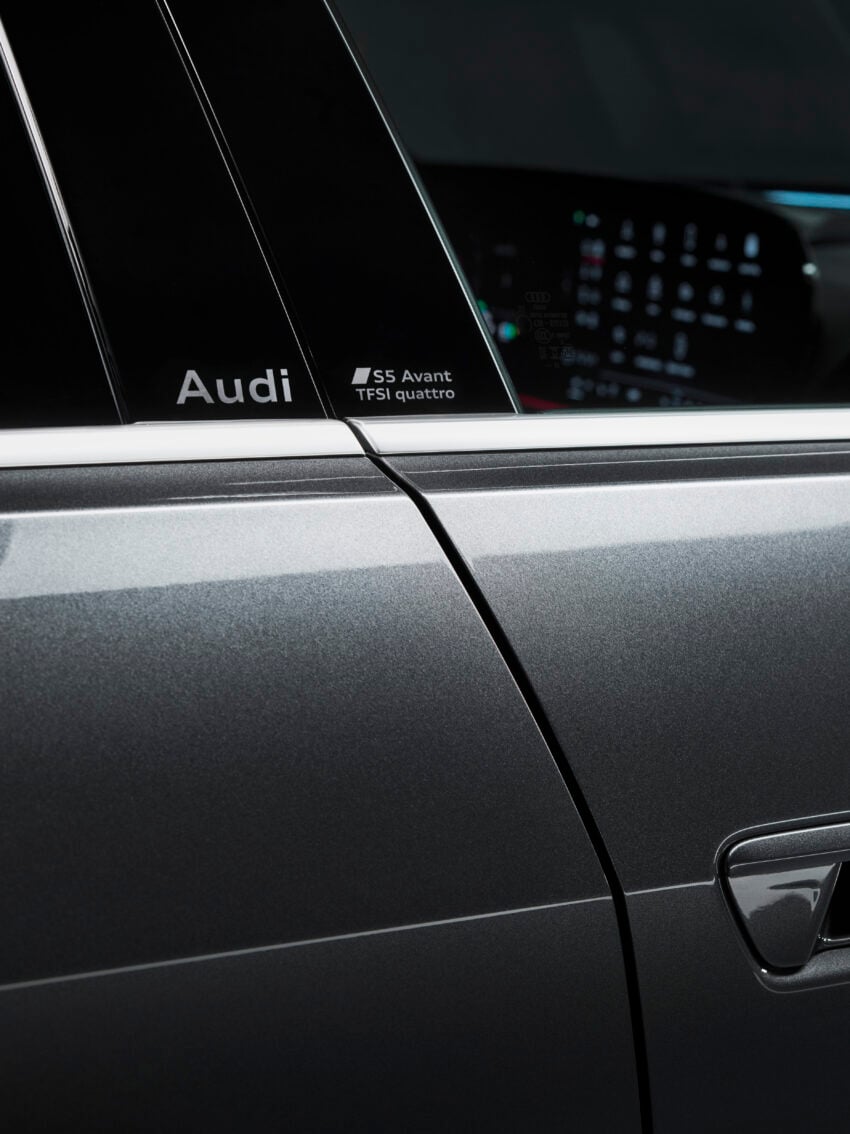 重塑命名体系，新一代 Audi A4 易名为 A5；A5 Sedan、Avant、S5 Avant 官图释出，搭载 ChatGPT AI 声控系统 267127