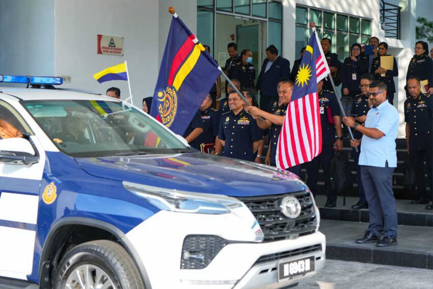 JPJ 接收58辆全新 Toyota Fortuner 巡逻车, 耗资1,040万 266191