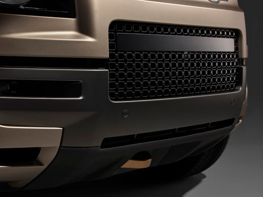 Land Rover Defender Octa 全球首发, 4.4L V8双涡轮引擎搭Mild Hybrid微型油电, 性能最强 Defender, 只需4秒破百 264277