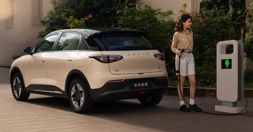 Proton eMas 经销商在中国见证了吉利旗下最新的几何星愿，这款小型纯电掀背车将引进大马化身 Proton eMas 5？ 275365