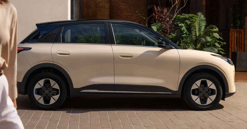 Proton eMas 经销商在中国见证了吉利旗下最新的几何星愿，这款小型纯电掀背车将引进大马化身 Proton eMas 5？ 275366