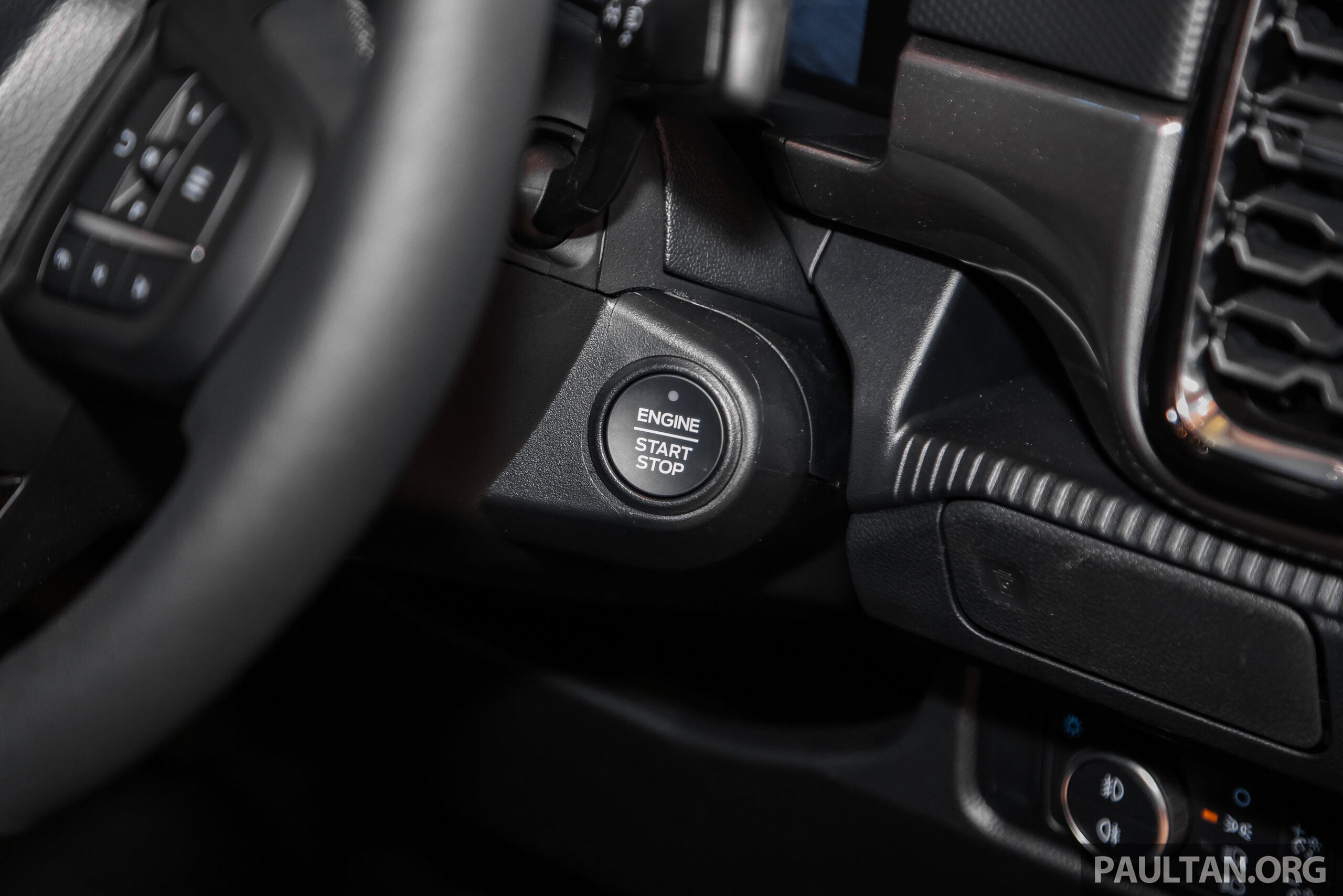 2024 Ford Ranger XLT Plus Special Edition 陈列室新车实拍, 2.0T双涡轮柴油引擎+10AT变速箱 ...