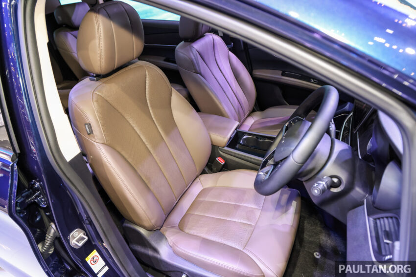 BYD M6 泰国上市, 六人座纯电MPV, 续航里程最长530公里 273384