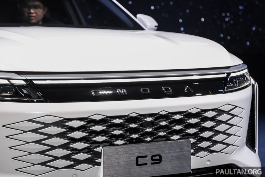 Omoda C9 我国首发亮相, 2.0T四缸引擎+8AT变速箱, 有前驱与四驱版可选, 12月正式发布, 预估价从18.5万令吉起 275033