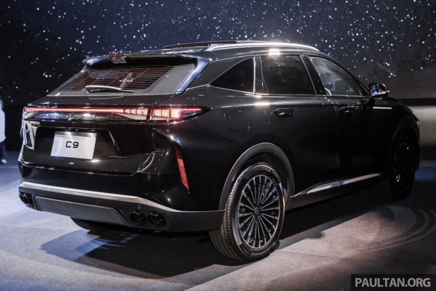 Omoda C9 我国首发亮相, 2.0T四缸引擎+8AT变速箱, 有前驱与四驱版可选, 12月正式发布, 预估价从18.5万令吉起 275058