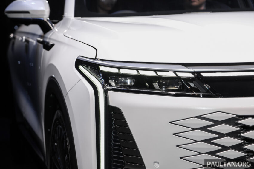 Omoda C9 我国首发亮相, 2.0T四缸引擎+8AT变速箱, 有前驱与四驱版可选, 12月正式发布, 预估价从18.5万令吉起 275155
