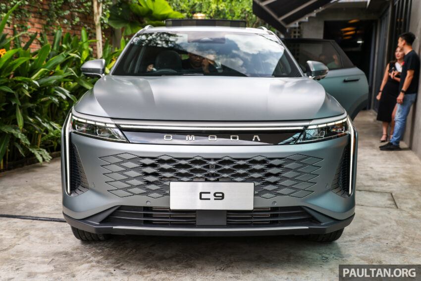 Omoda C9 我国首发亮相, 2.0T四缸引擎+8AT变速箱, 有前驱与四驱版可选, 12月正式发布, 预估价从18.5万令吉起 275158