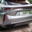 Omoda C9 我国首发亮相, 2.0T四缸引擎+8AT变速箱, 有前驱与四驱版可选, 12月正式发布, 预估价从18.5万令吉起