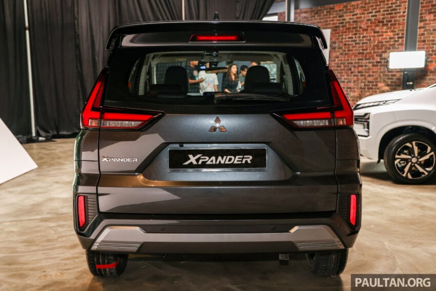 Mitsubishi Xpander 小改款本地开放预订, 分两个等级, 预估价约11.5万令吉, 依旧只有双气囊, 动力不变, 本月内发表 273664