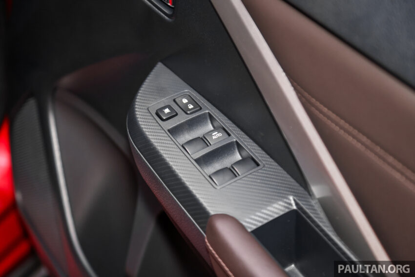 Mitsubishi Xpander 小改款本地开放预订, 分两个等级, 预估价约11.5万令吉, 依旧只有双气囊, 动力不变, 本月内发表 273705