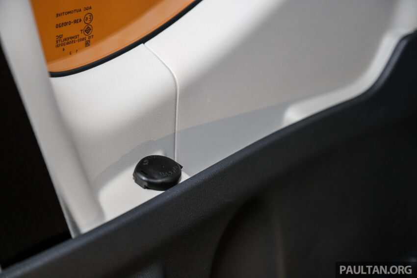 Mitsubishi Xpander 小改款本地开放预订, 分两个等级, 预估价约11.5万令吉, 依旧只有双气囊, 动力不变, 本月内发表 273741