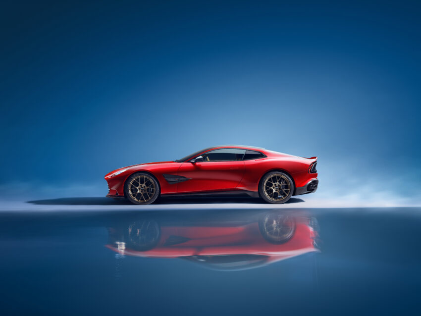 全新第三代 Aston Martin Vanquish 全球首发, 搭载5.2L V12引擎, 835PS/1,000Nm, 品牌史上极速最高量产型车款 272387