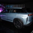 2025 Jaecoo J7 PHEV 本地首发亮相, 分前驱与四驱版, 油电综合里程可达1,300公里, 8.5秒破百, 预估价17至18万