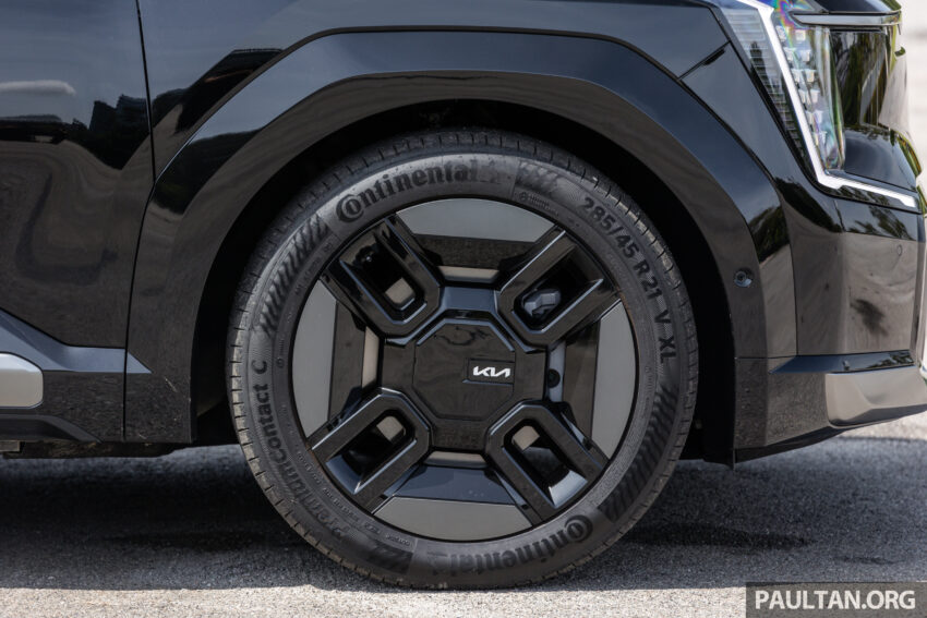 2024 Kia EV9 六人座实拍+简单试驾心得分享: 要价37.5万的纯电动大型豪华SUV, 科技感拉满但有些配备不太实际? 277924