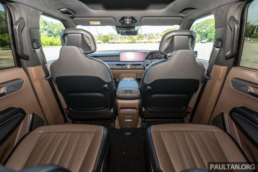 2024 Kia EV9 六人座实拍+简单试驾心得分享: 要价37.5万的纯电动大型豪华SUV, 科技感拉满但有些配备不太实际? 278083